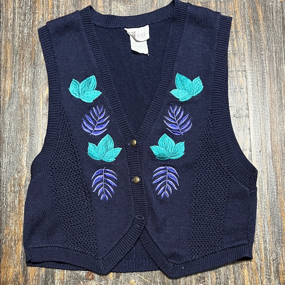 Vintage Leslie Fay Navy Knit Vest with Embroidered Leaves